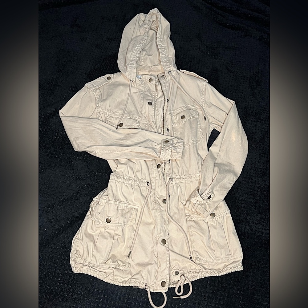 Aritzia TALULA  utility jacket lightweight button+zip beige/cream